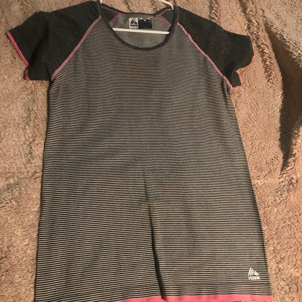 Rbk workout shirt